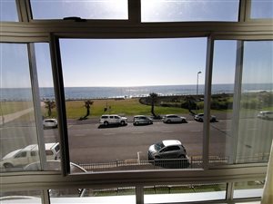 1 Bed Apartment in Mouille Point