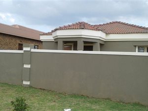 3 Bed House in Shalimar Ridge