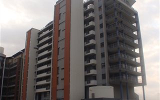 800 m² Land available in Point Waterfront