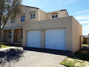 3 Bed Townhouse in Pinehurst