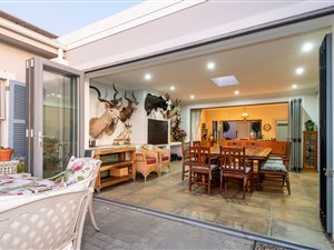 4 Bed House in Val de Vie