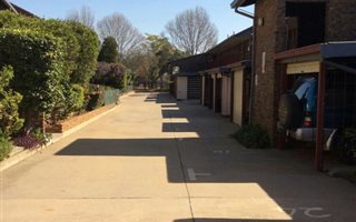1 Bedroom House in Riamarpark