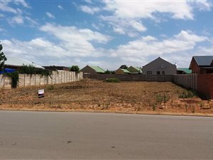 850 m² Land available in Riversdale