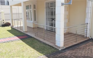 100 m² Commercial space in Morningside