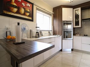 3 Bed House in Oukraal Estate