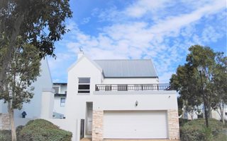 3 Bedroom Townhouse in Royal Ascot