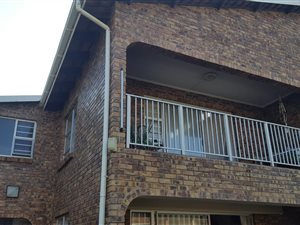 3 Bed Apartment in Shelly Beach