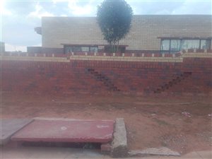 2 Bed House in Dube
