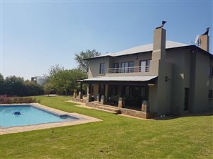 4 Bed House in Country View Estate