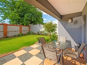 2 Bed Apartment in Rynfield