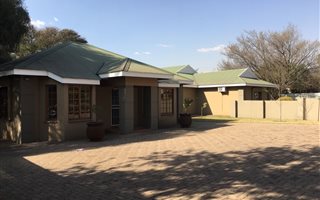 500 m² Office Space in Middelburg Central