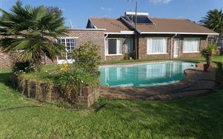 3 Bedroom House in De Deur