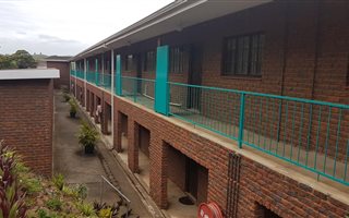 2 Bedroom Apartment in Scottburgh Central
