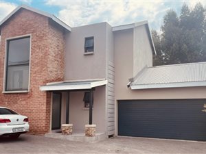 3 Bed House in Roodeplaat
