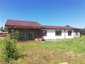 4 Bed House in Phuthaditjhaba