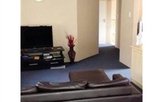 2 Bedroom Garden Cottage in Parkdene