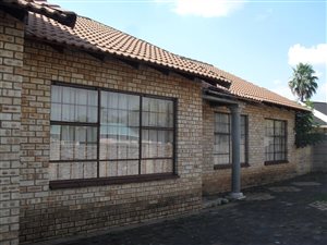 3 Bed House in Mayberry Park