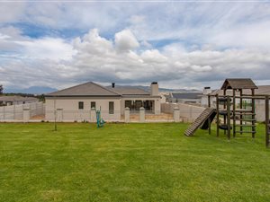 4 Bed House in Wellington Central