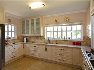 3 Bed House in Waterfall Hills Mature Lifestyle Estate