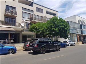 69 m² Commercial space in Greenside