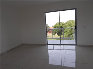 2 Bed Apartment in Athlone Park