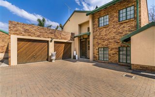 4 Bedroom Cluster in Ifafi