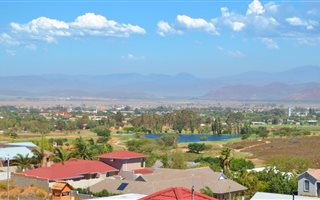 1000 m² Land available in Fairway Heights