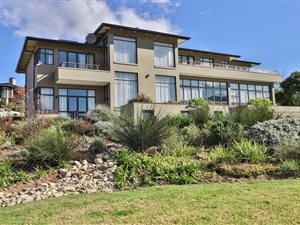 4 Bed House in Fancourt