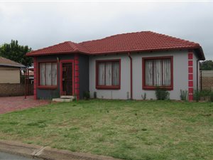 3 Bed House in Noordwyk