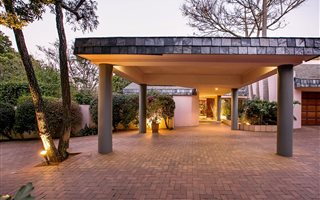 4 Bedroom House in Bryanston