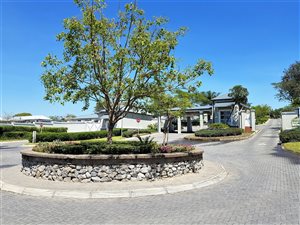 865 m² Land available in Mataffin