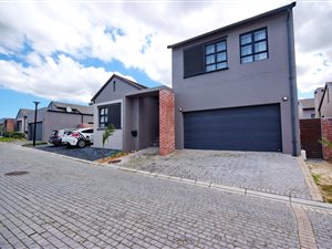 3 Bed House in Kuilsriver