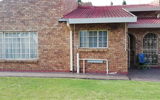 2 Bedroom House in Bakerton