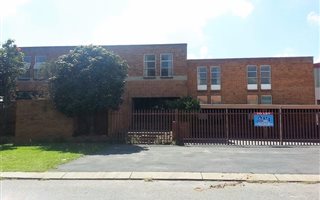 3090 m² Industrial space in Stormill