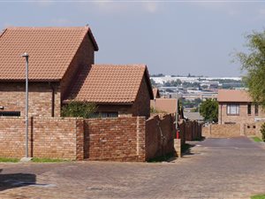 2 Bed Townhouse in Halfway Gardens
