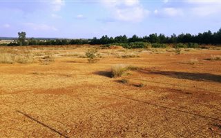 13.7 ha Land available in Klipkop