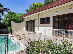 4 Bed House in Vrykyk