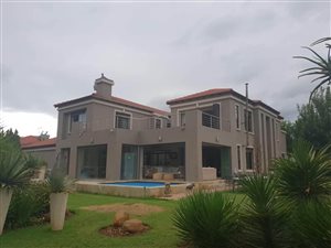 4 Bed House in Westlake Estate