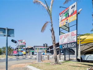 820 m² Office Space in Lambton