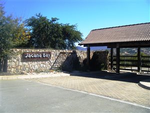875 m² Land available in Meerhof
