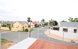 1 Bedroom Apartment in Kraaifontein Central
