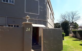 3 Bedroom Townhouse in Edenglen
