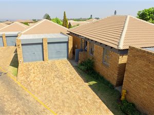 3 Bed Townhouse in Halfway Gardens