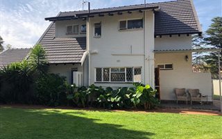 4 Bedroom House in Waterkloof Ridge