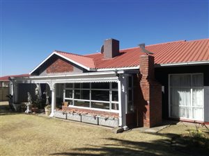 4 Bed House in Barry Hertzog Park