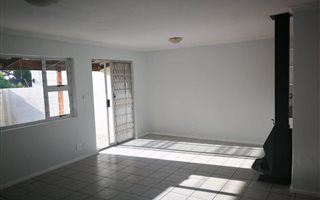 3 Bedroom Townhouse in Melkbosstrand