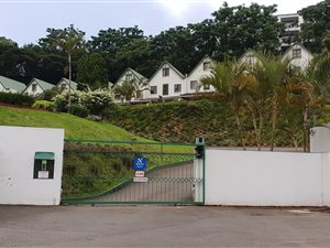 3 Bed Townhouse in Manor Gardens