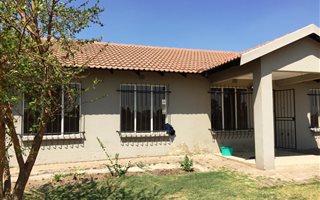 3 Bedroom House in Brakpan North