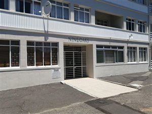 2 Bed Apartment in Paarl