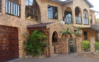 4 Bedroom House in Fairbreeze